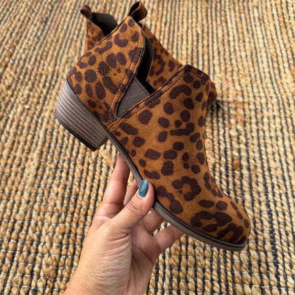 Pierre Dumas Women's Leopard Print Ankle Booties 6.5 - Picture 5 of 5